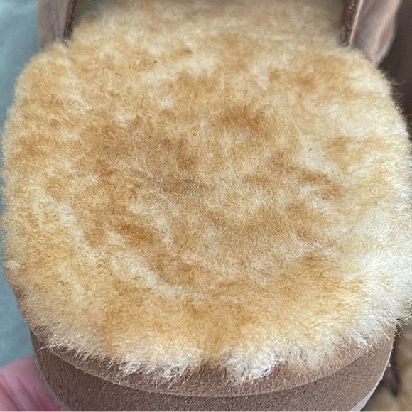 LL Bean Wicked Good Scuff Cozy Brown Shearling Slippers - Picture 6 of 10